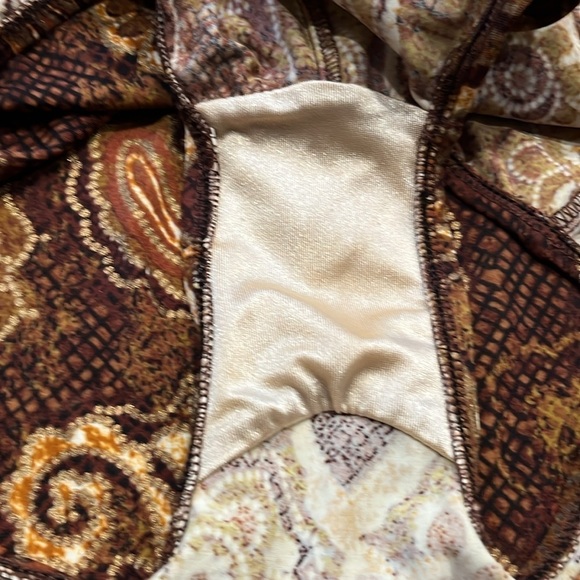 Maxine women’s one piece swimsuit size 14. - Picture 6 of 7